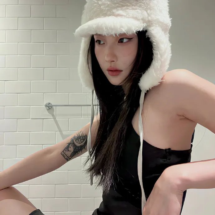 一眼定情两心知