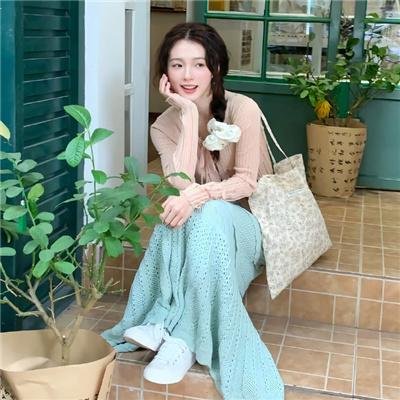 惹她干嘛，她二嫁但皇帝心尖宠